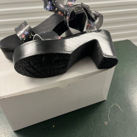 New No. 6 , Wood Platform Sandals, Black Floral, Size 41.5 - Picture 3 of 3